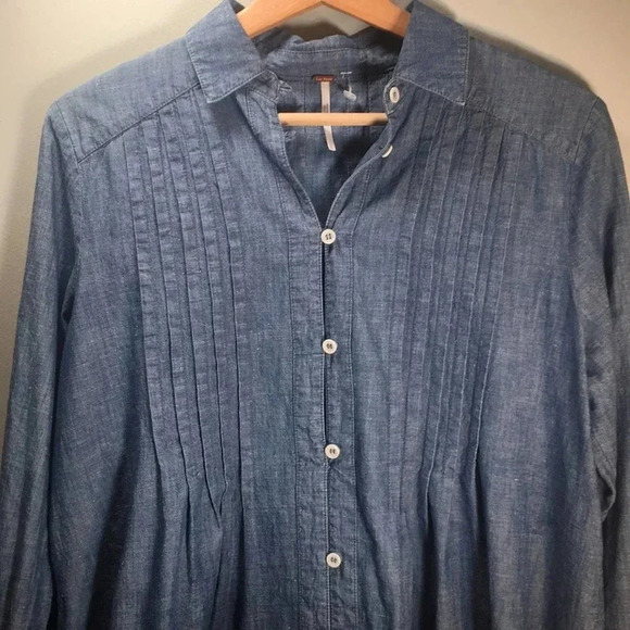 Free People Chambray oversized fit size s/p EUC - Picture 4 of 8